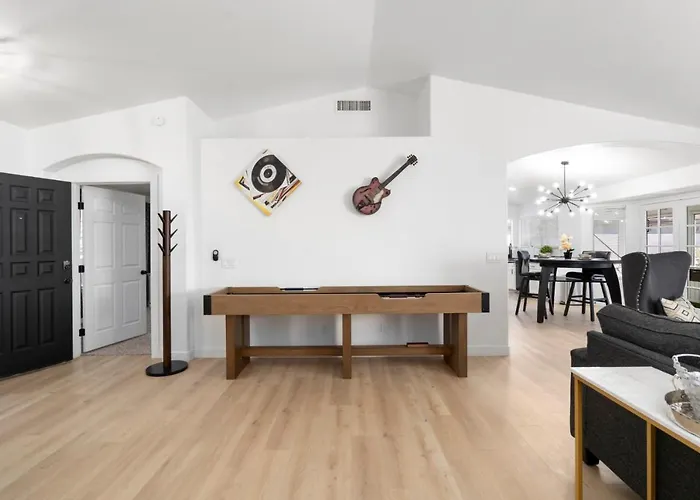 Superhost Luxury - Cardinals Stadium, Bbq & Heated Pool Villa *