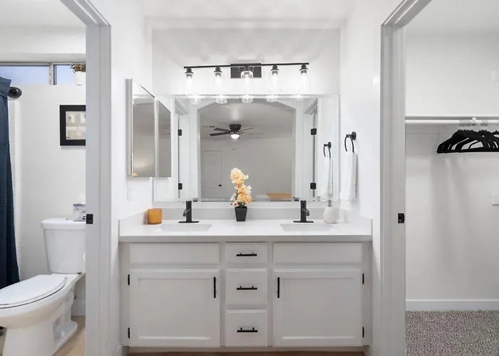 Superhost Luxury - Cardinals Stadium, Bbq & Heated Pool