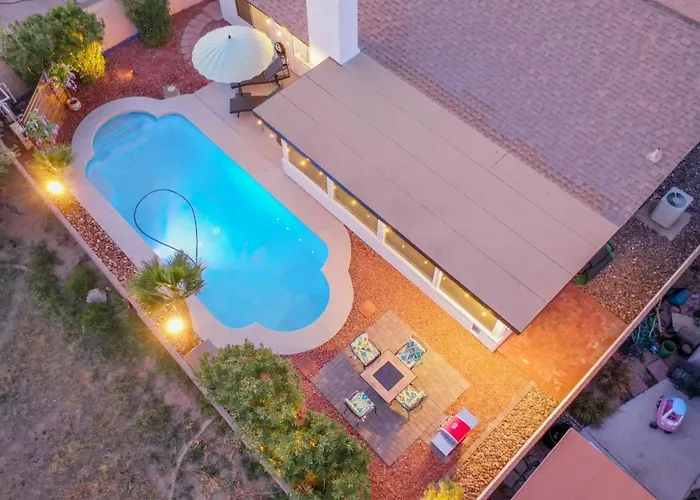 Superhost Luxury - Cardinals Stadium, Bbq & Heated Pool Villa Glendale