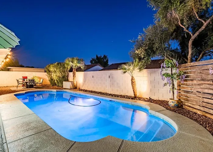 Villa Superhost Luxury - Cardinals Stadium, Bbq & Heated Pool *