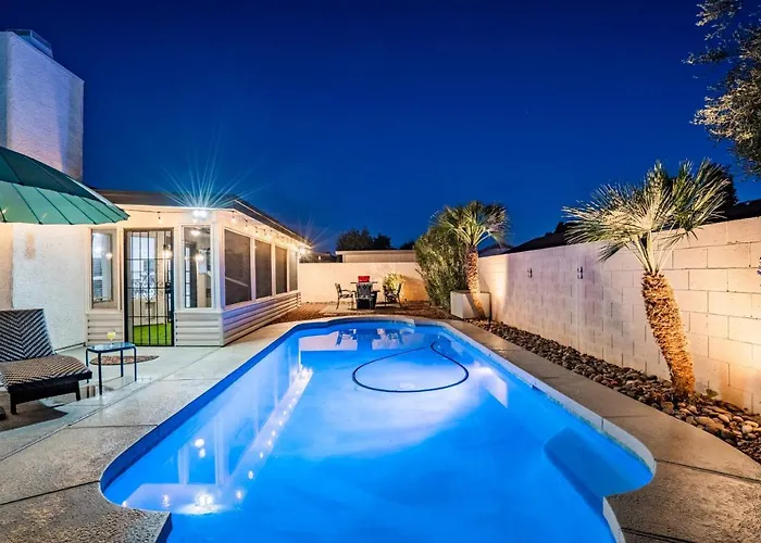 Villa Superhost Luxury - Cardinals Stadium, Bbq & Heated Pool *