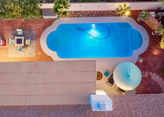 Superhost Luxury - Cardinals Stadium, Bbq & Heated Pool Villa Glendale